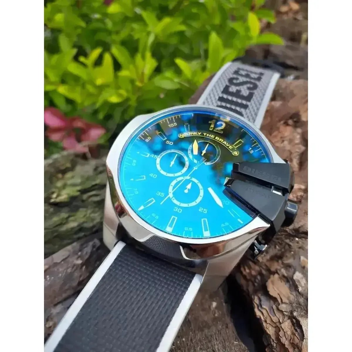 Diesel Mega Chief Chronograph Quartz Men's Watch DZ4523 - Watch Enclave