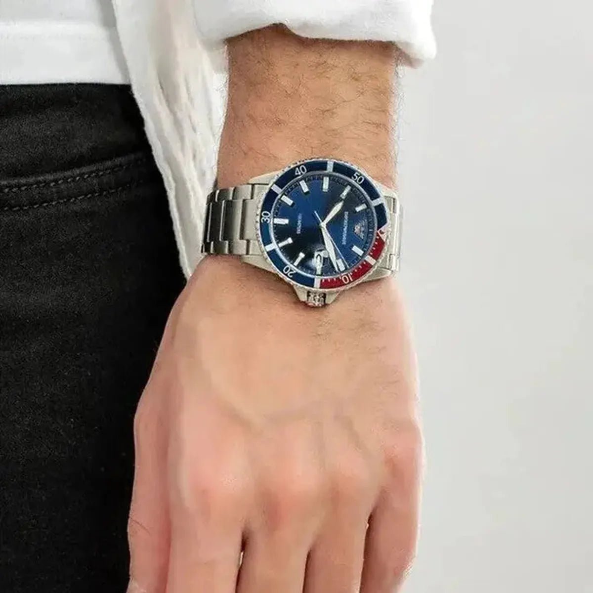 Emporio Armani Diver Quartz Men's Watch AR11339 - Watch Enclave