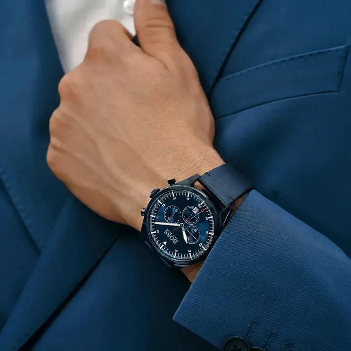 Hugo Boss Pioneer Chronograph Quartz Men's Watch HB1513711 - Watch Enclave