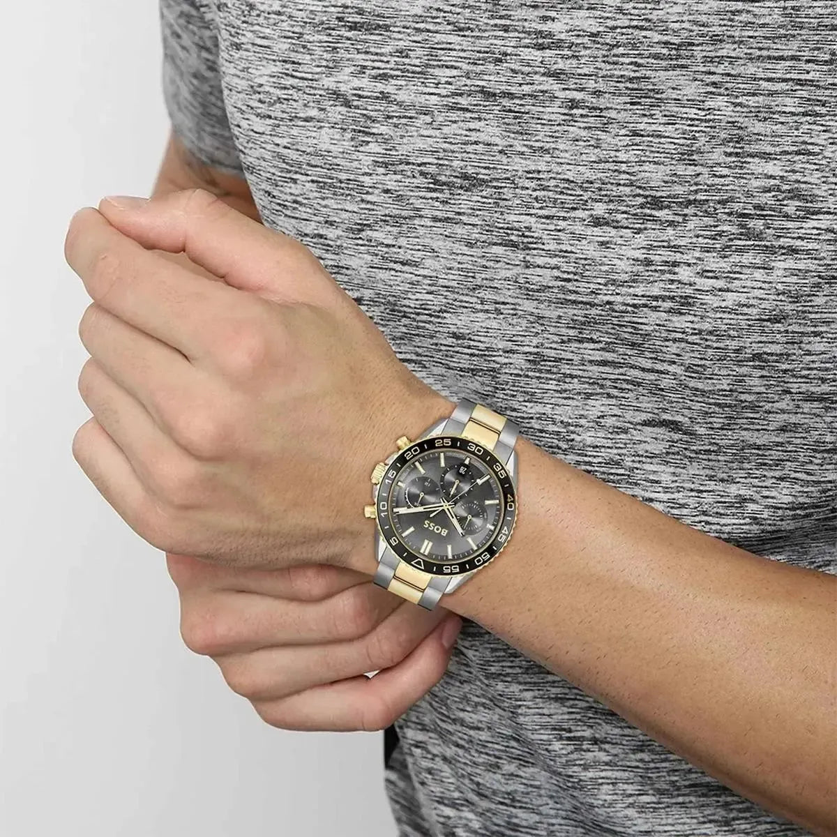 Hugo Boss Runner Quartz Men's Chronograph Watch HB1514144 - Watch Enclave
