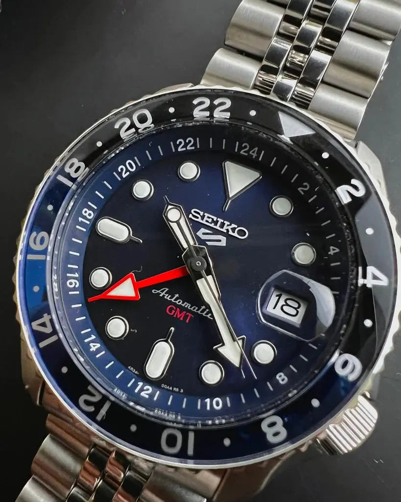 Seiko SSK019K1 5 Sports Special Edition Automatic Grey Dial Silver Steel Strap Watch For Men Seiko