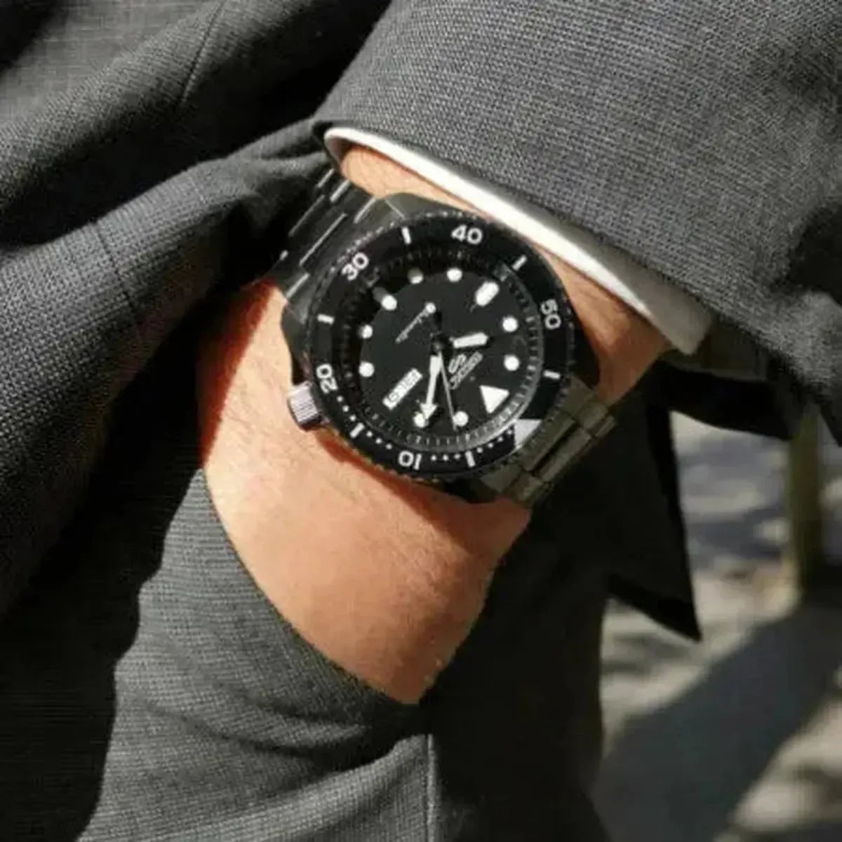 Seiko 5 Sports Automatic Men's Watch SRPD65K1 - Watch Enclave