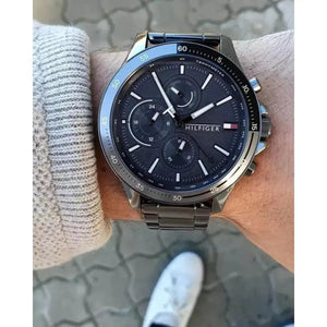 Tommy Hilfiger Bank Quartz Men's Watch 1791719 - Watch Enclave