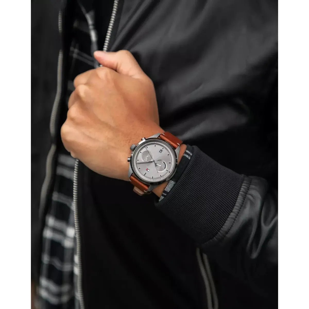 Tommy Hilfiger Bennett Multi - Function Quartz Men's Watch 1791730 - Watch Enclave